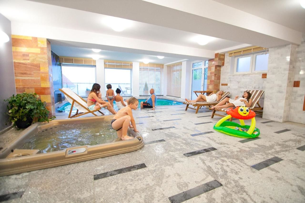 Курортные отели Marina Śniardwy Resort & SPA Новые Гуты-14
