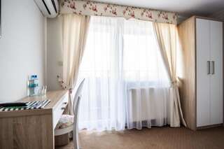Курортные отели Marina Śniardwy Resort & SPA Новые Гуты Двухместный номер с 1 кроватью и балконом-2
